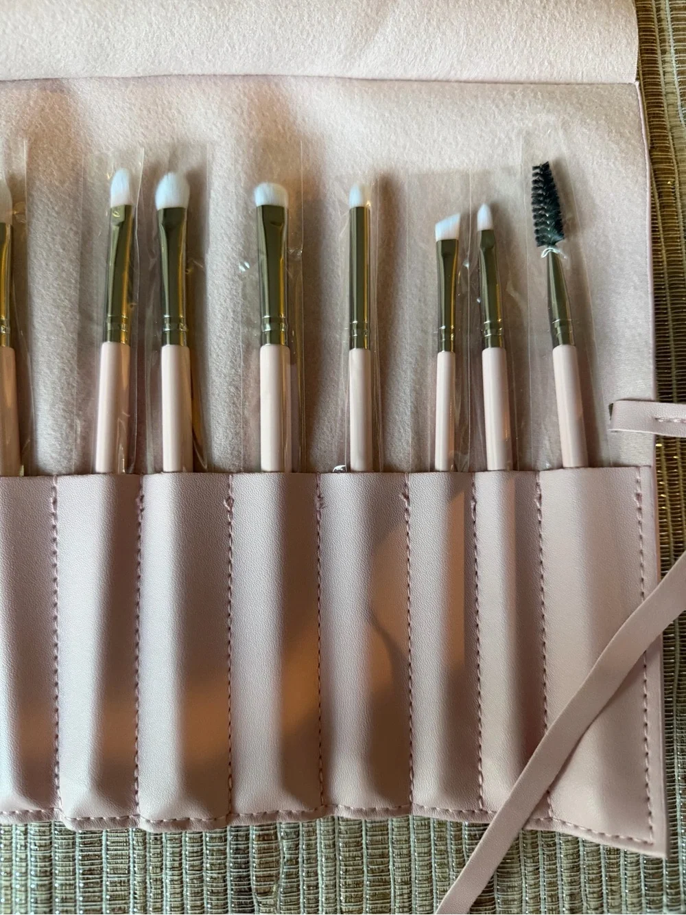 Colourpop Ultimate Brush Roll